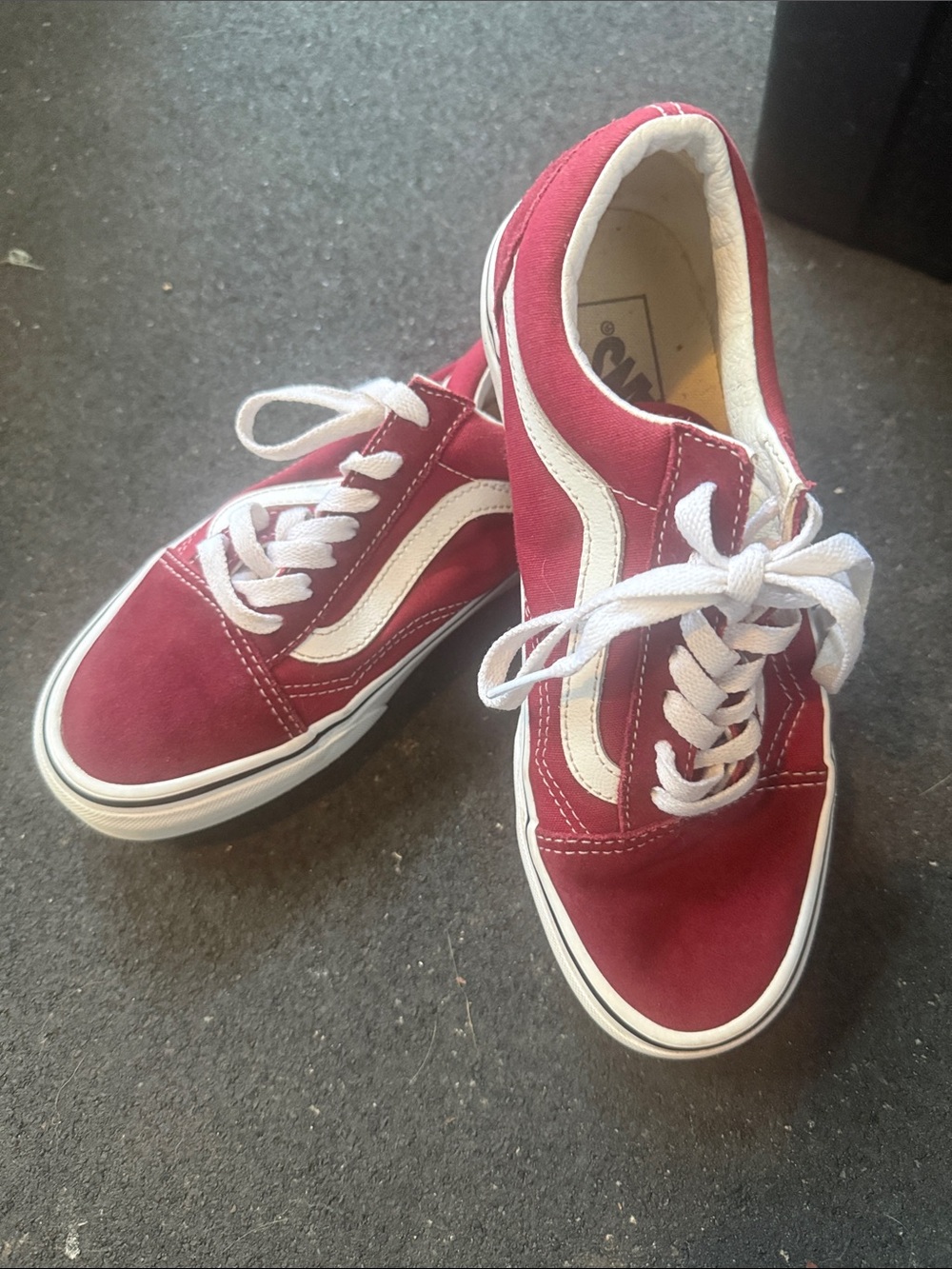Vans Old Skool Sneakers in Burgundy and White